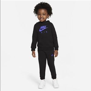 EUC NIKE SET 4T BLACK PURPLE SWEATSHIRT SWEATPANTS